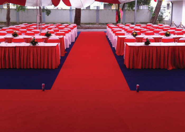 Giá thi công thảm đỏ Đà Nẵng (2)