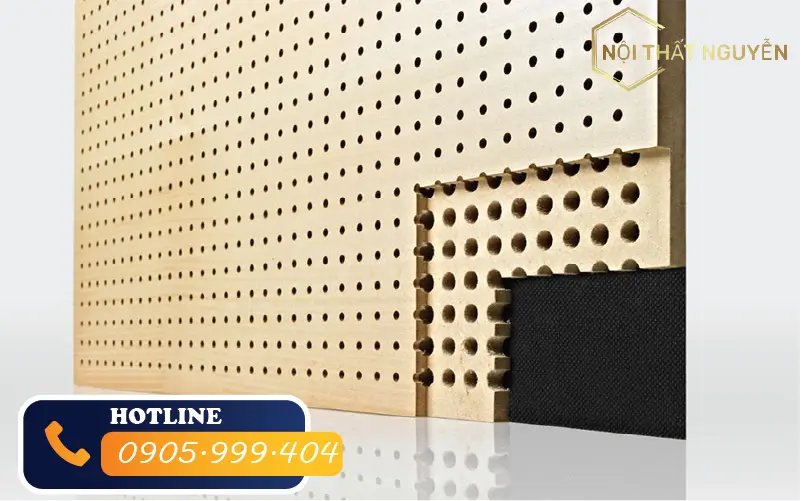 Nhà Xưởng và Không Gian Công Nghiệp: