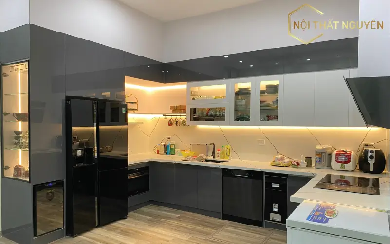 tấm nhựa picomat làm tủ bếp nội thất